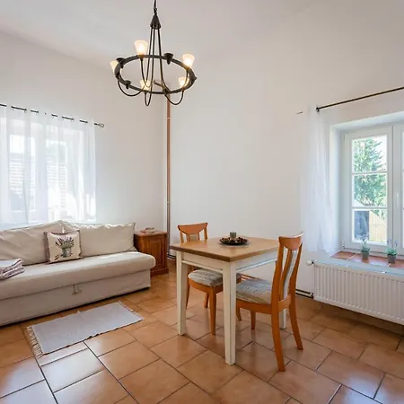 بيت ضيافة U Babky Bylinkarky كوتنا هورا